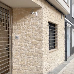 revestimiento imitacion piedra exterior cortijo dorado